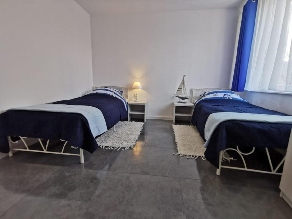 Pokoje Dwuosobowe Hotel Rowy  Kültér fotó